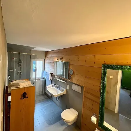 شقة فندقية Gaestehaus Alpvital كلايس